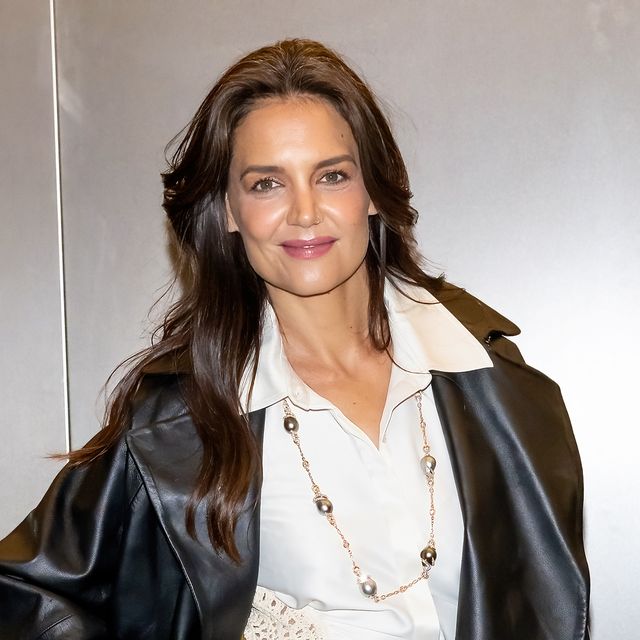 Katie Holmes Just Wore the Ultra-Comfy Sneakers I've Walked All