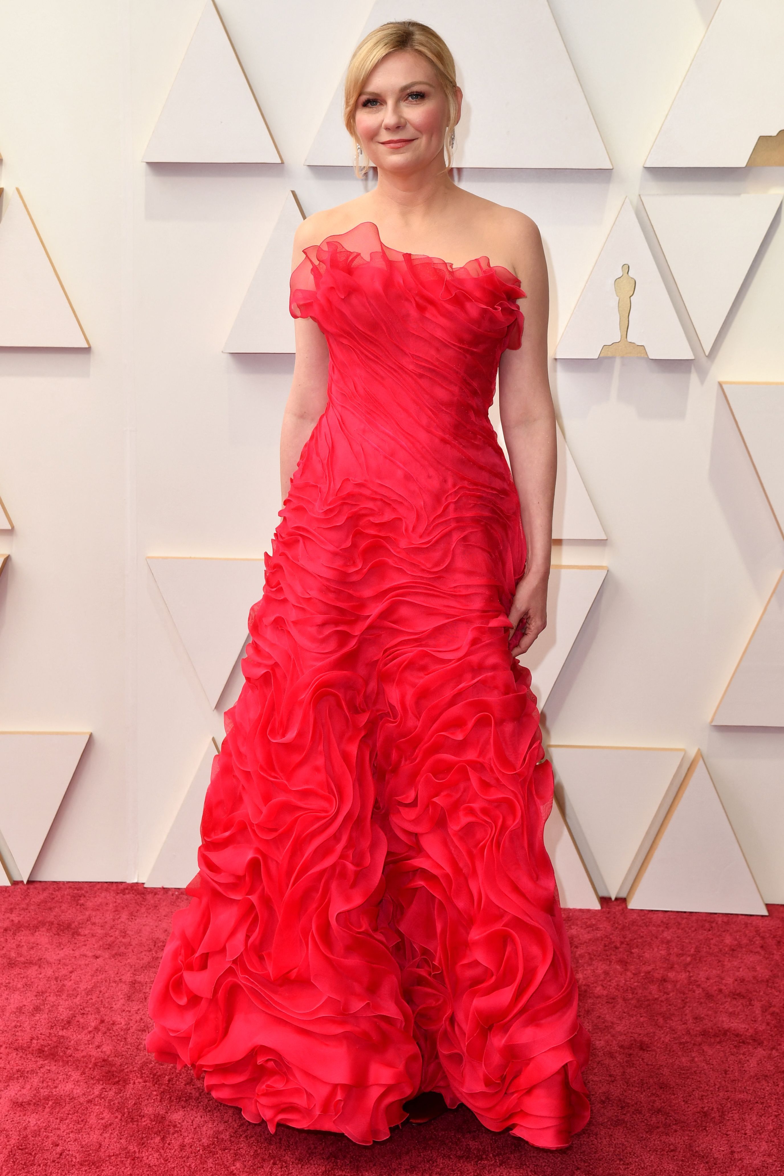 The Best Red Dresses at the Oscars 2022