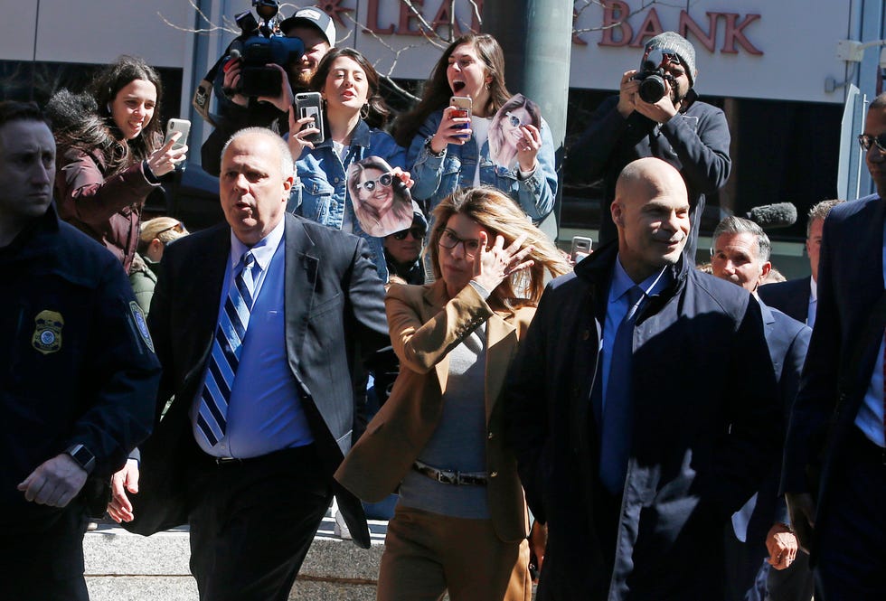 Felicity Huffman, Lori Loughlin Arrive At Boston Court For College Cheating Case