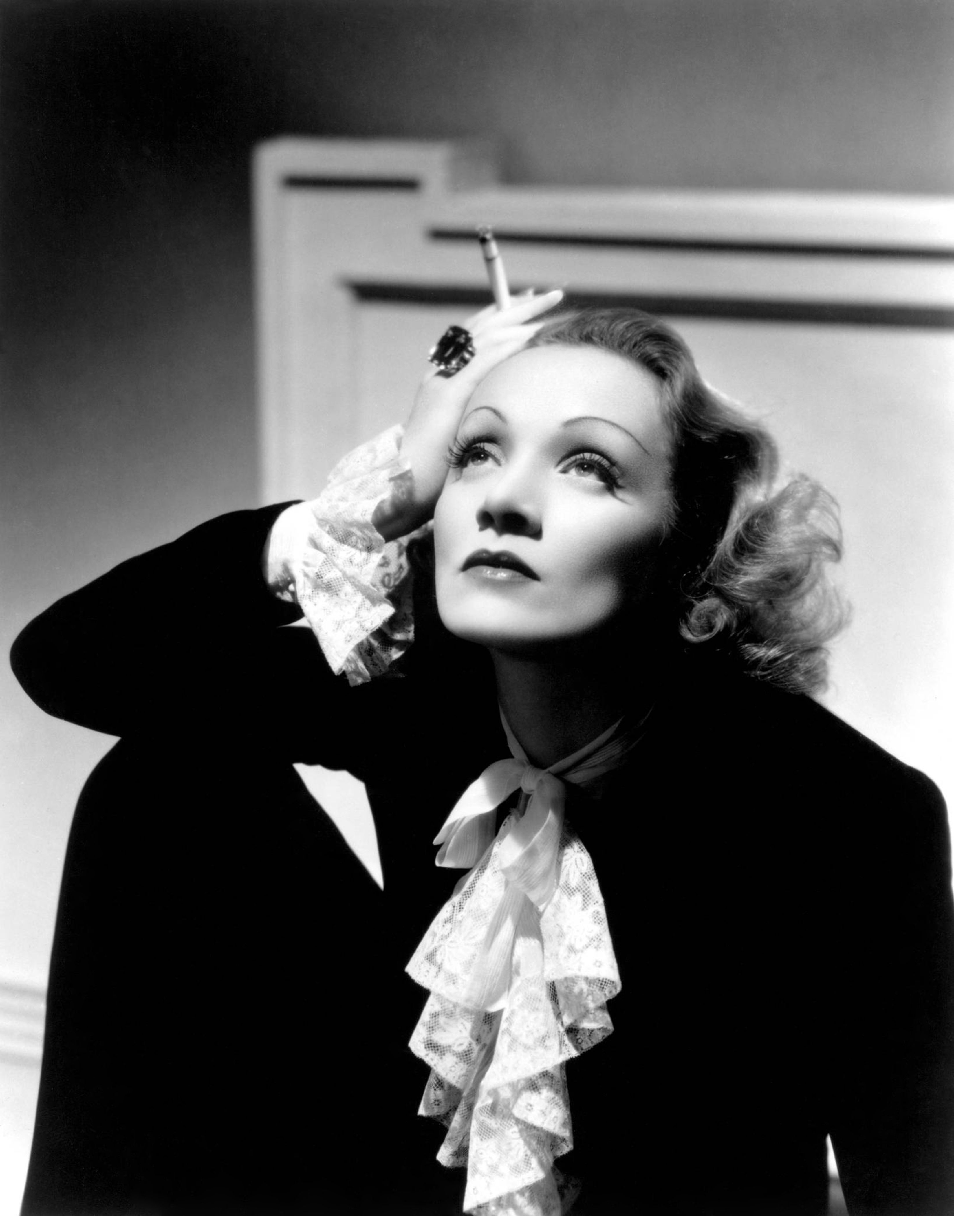 Marlene Dietrich's 25 Style Moments - Marlene Dietrich Fashion Legacy
