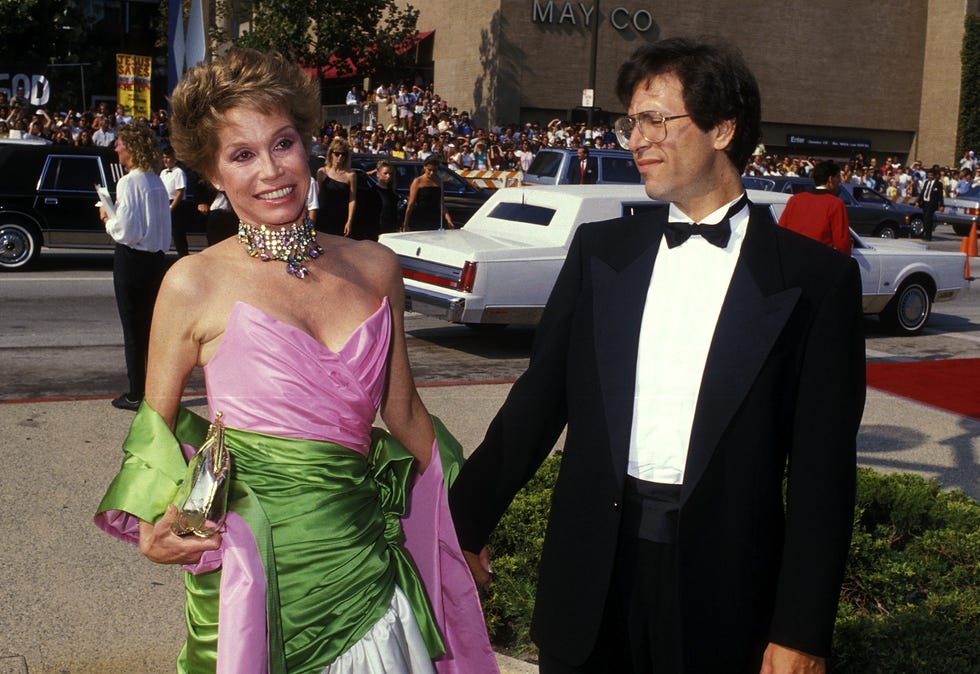 40th Annual Primetime Emmy Awards - Arrivals