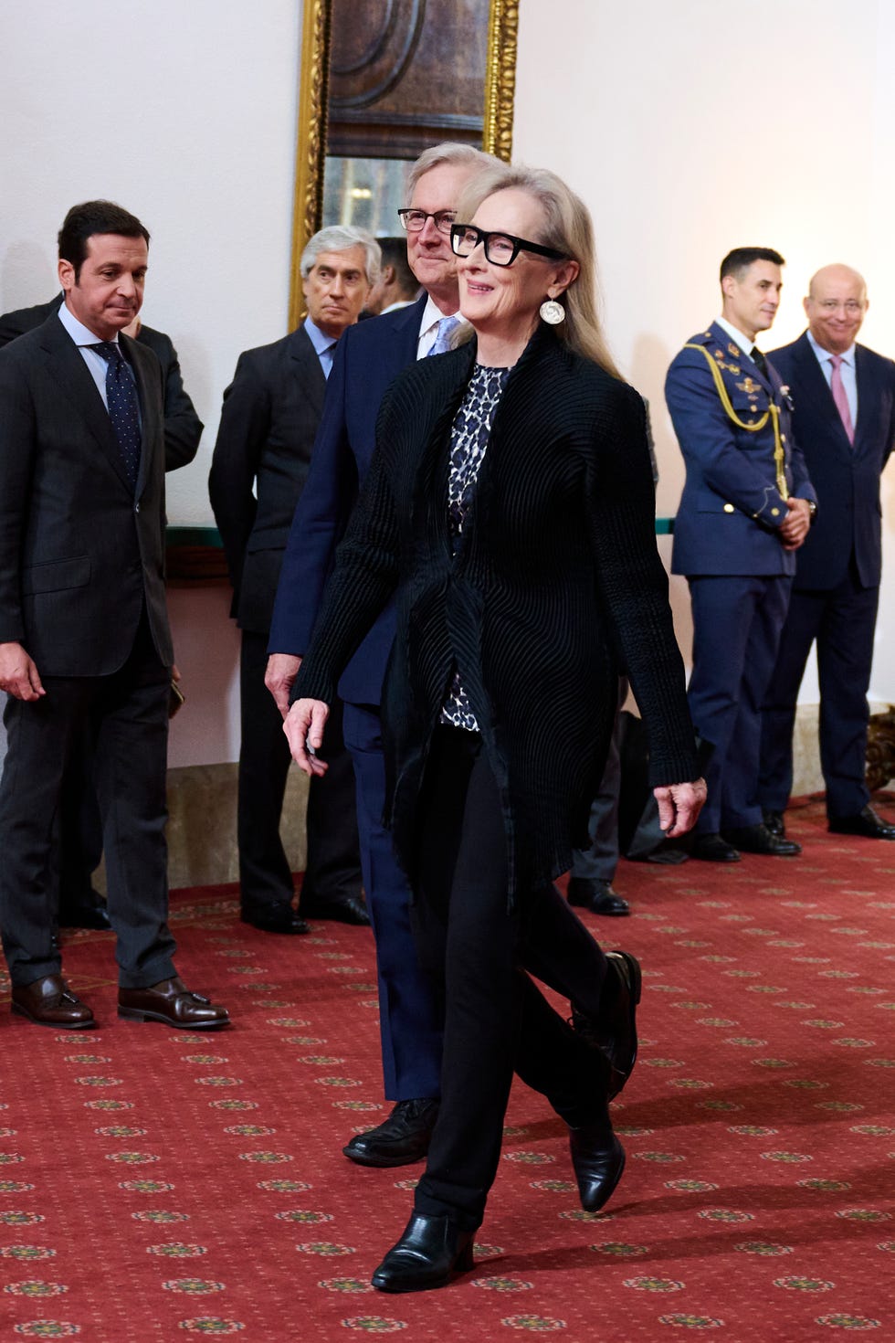 See Photos Of Meryl Streep Meeting Queen Letizia And The Spanish Royal 