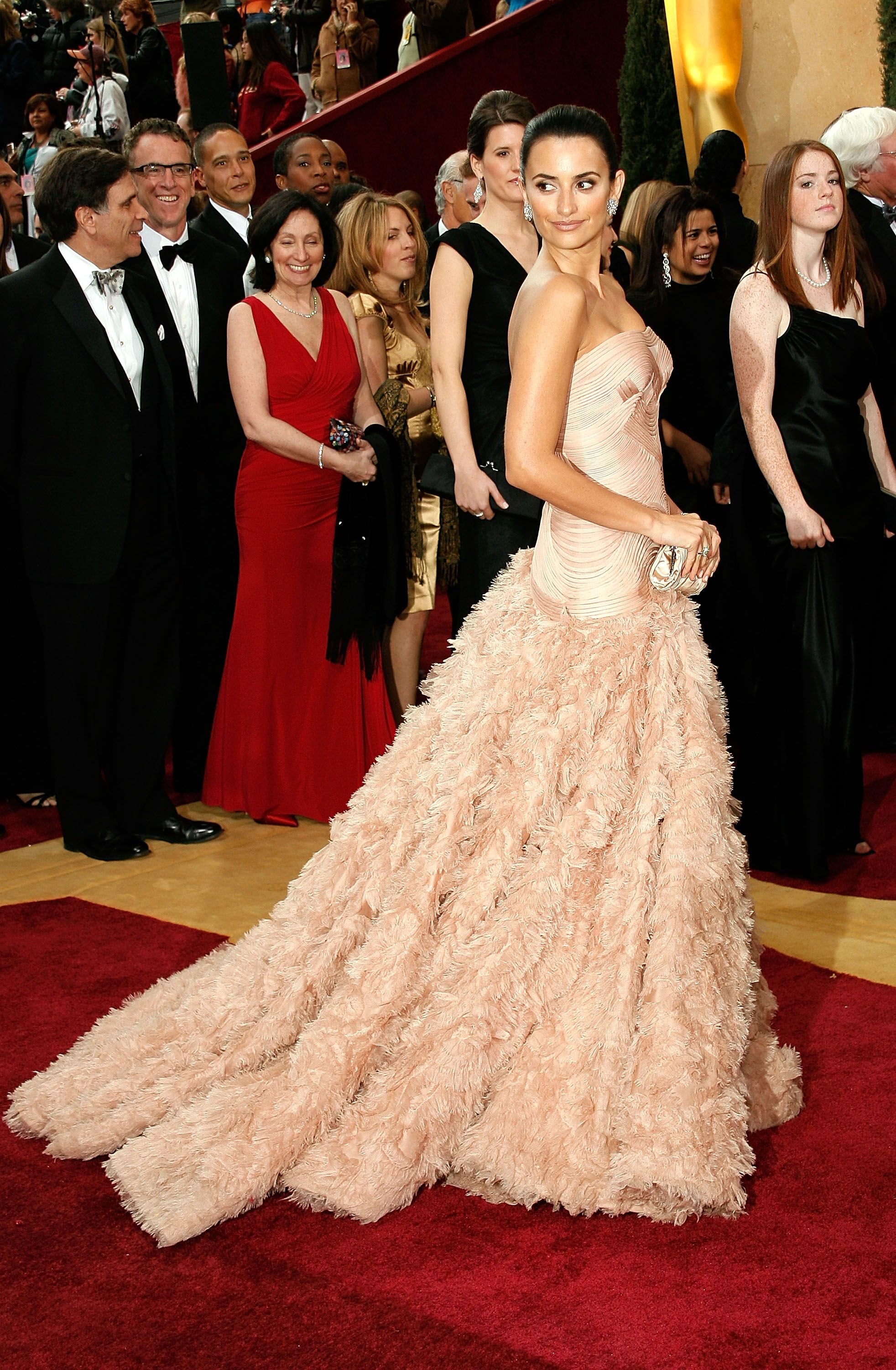 mylifestylenews: Celebrities Wear Van Cleef & Arpels @ The 87th Academy  Awards