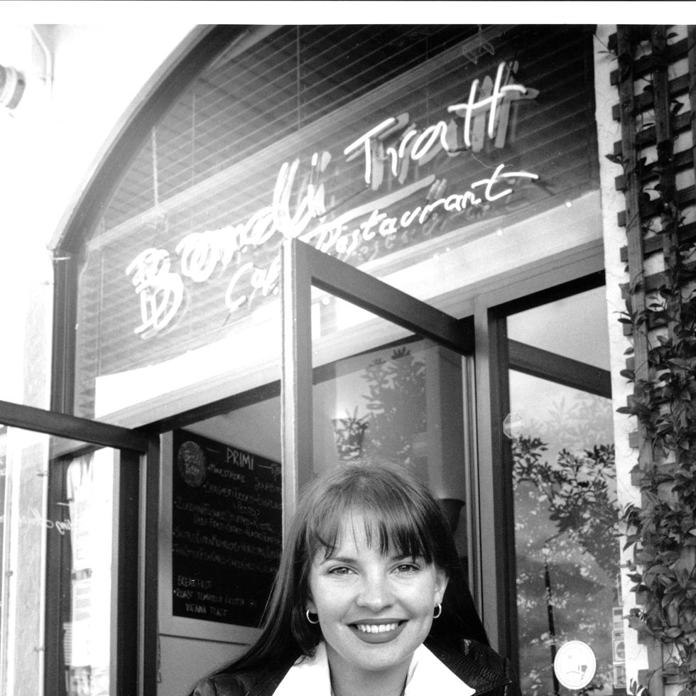 actress, rebekah elmaloglou, at bond tratti.