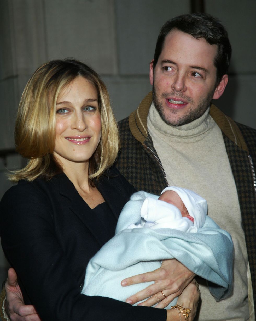 sarah jessica parker and matthew broderick leave hospital with baby boy