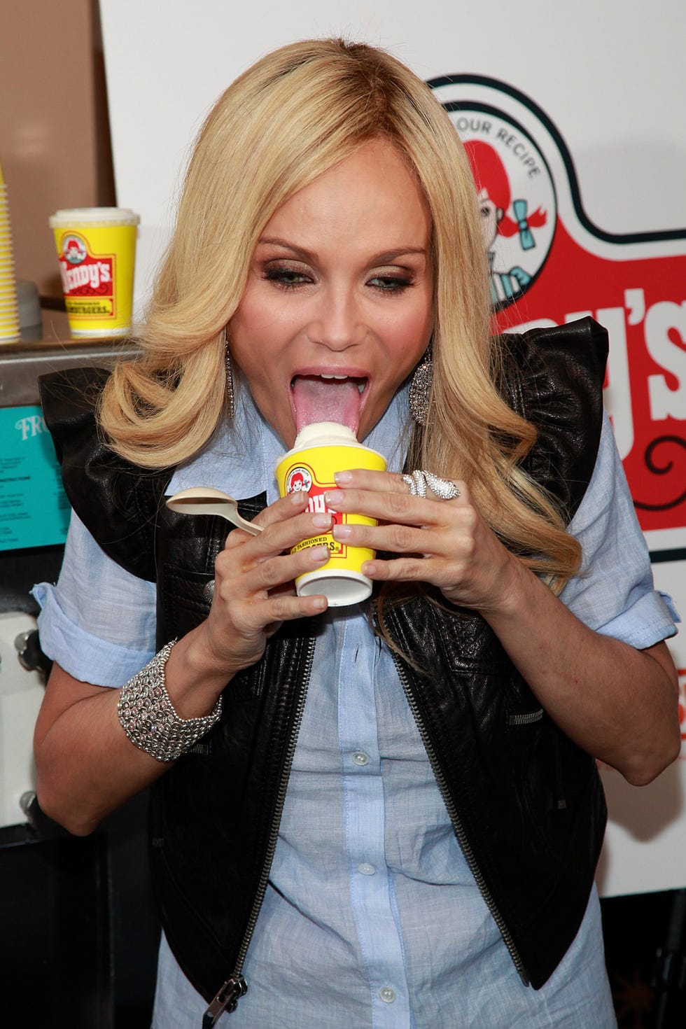 wendy's 4th annual father's day frosty weekend announcement