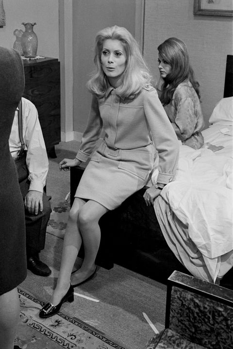 catherine deneuve dans le film 'belle de jour' en 1966