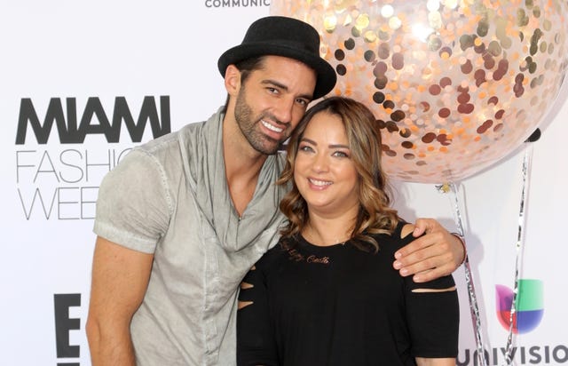 adamari lopez y toni costa