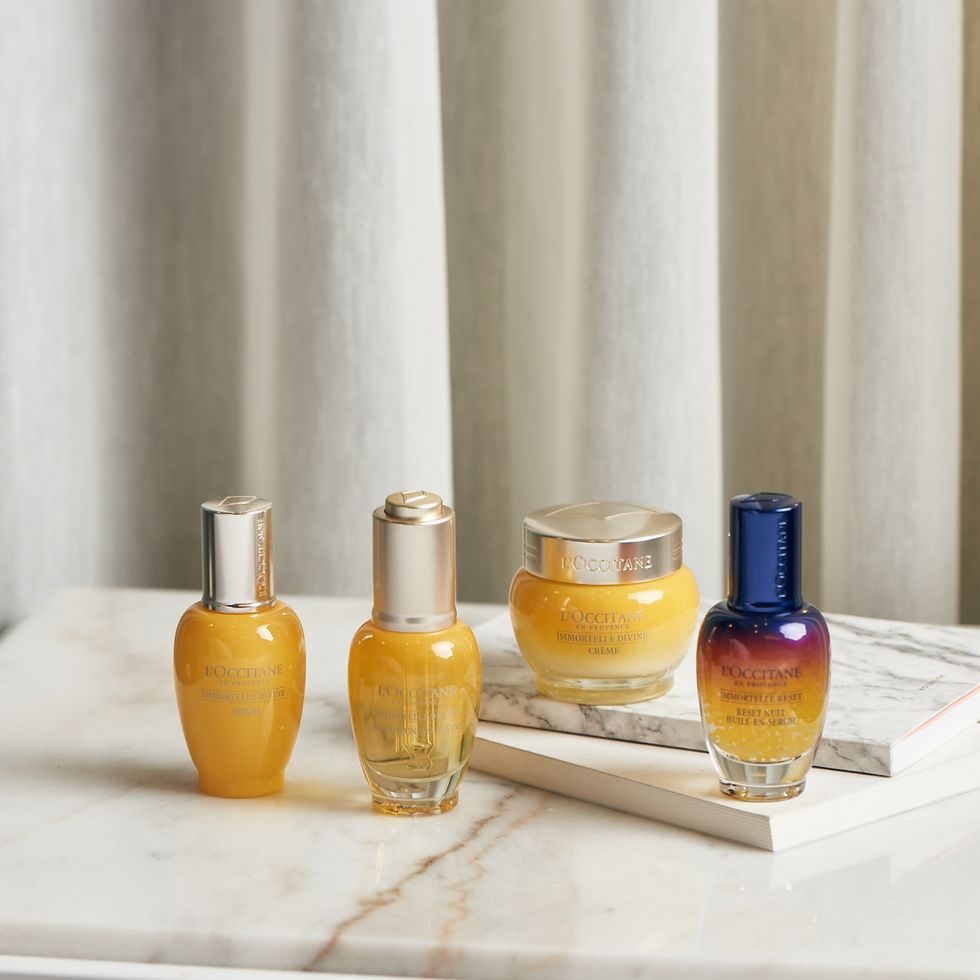 Yellow, Product, Nail polish, Glass bottle, Cosmetics, Beauty, Bottle, Nail care, Material property, Room, 