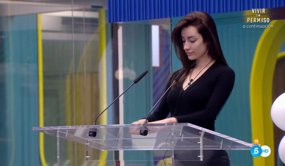 Newscaster, Spokesperson, Newsreader, Television presenter, News, 