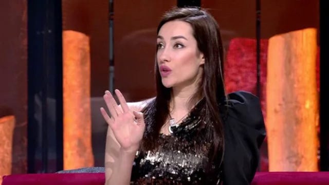 adara en el plató de supervivientes 2020