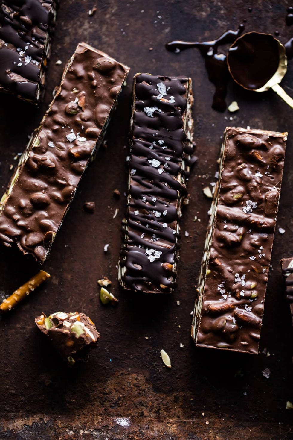 Chocolate, Chocolate bar, Food, Cuisine, Dominostein, Dessert, Dish, Confectionery, Fudge, Rocky road, 