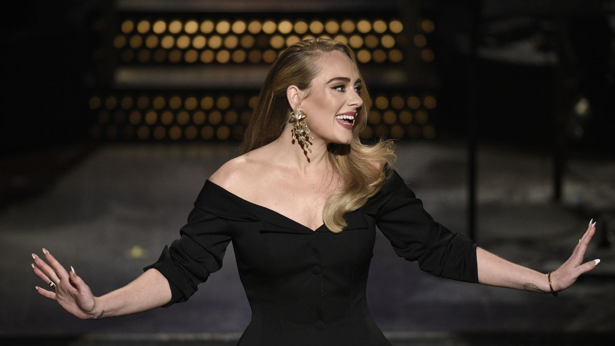 preview for Adele's best fashion moments