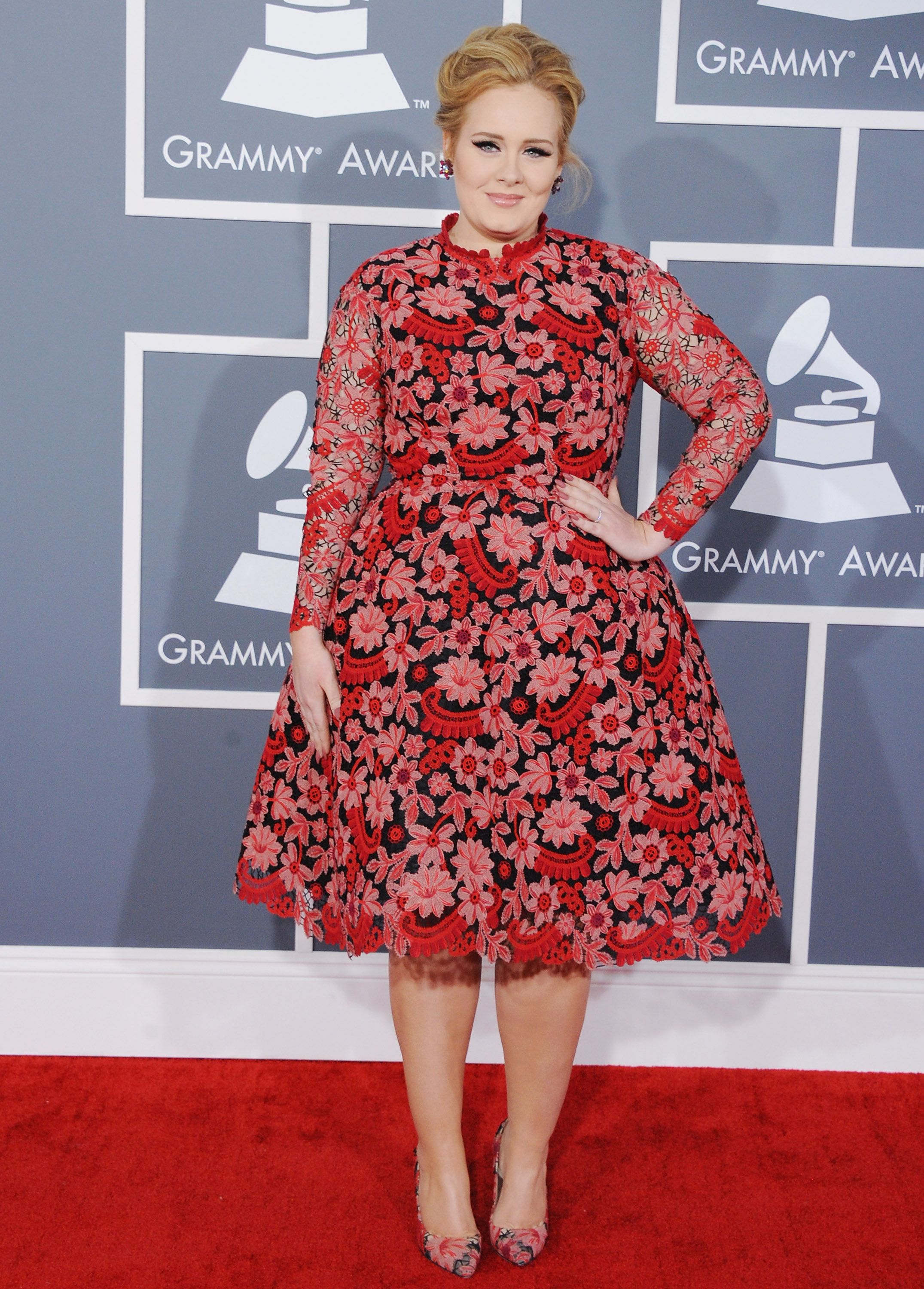 Adele Wears Green Givenchy Dress on the Grammys Red Carpet - Adele