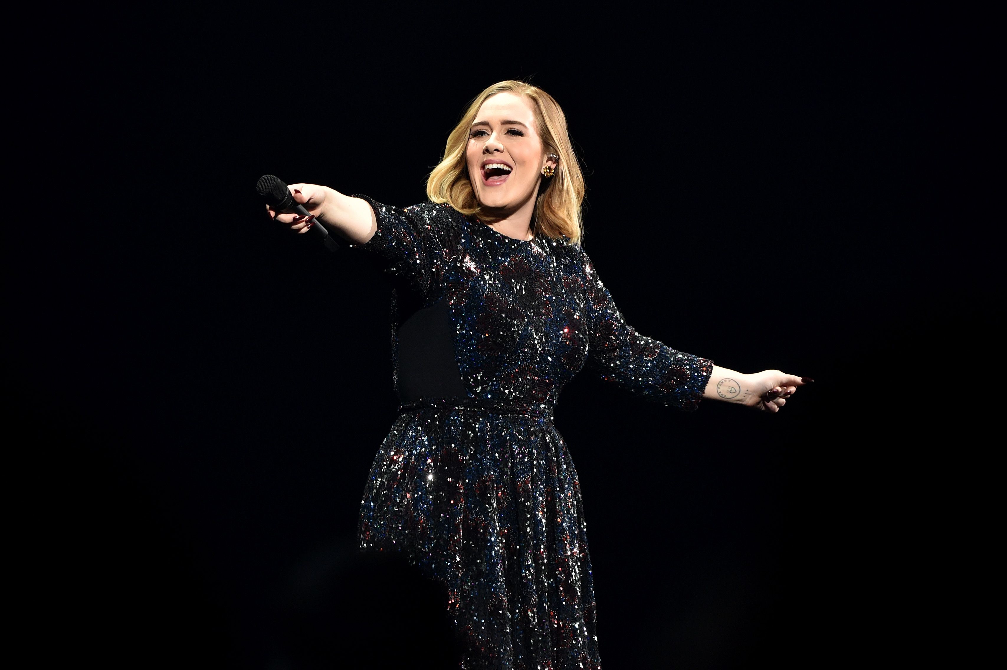 Adele jokes about weight loss as she hosts Saturday Night Live, Ents &  Arts News