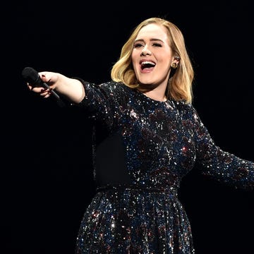 adele performs at the genting arena