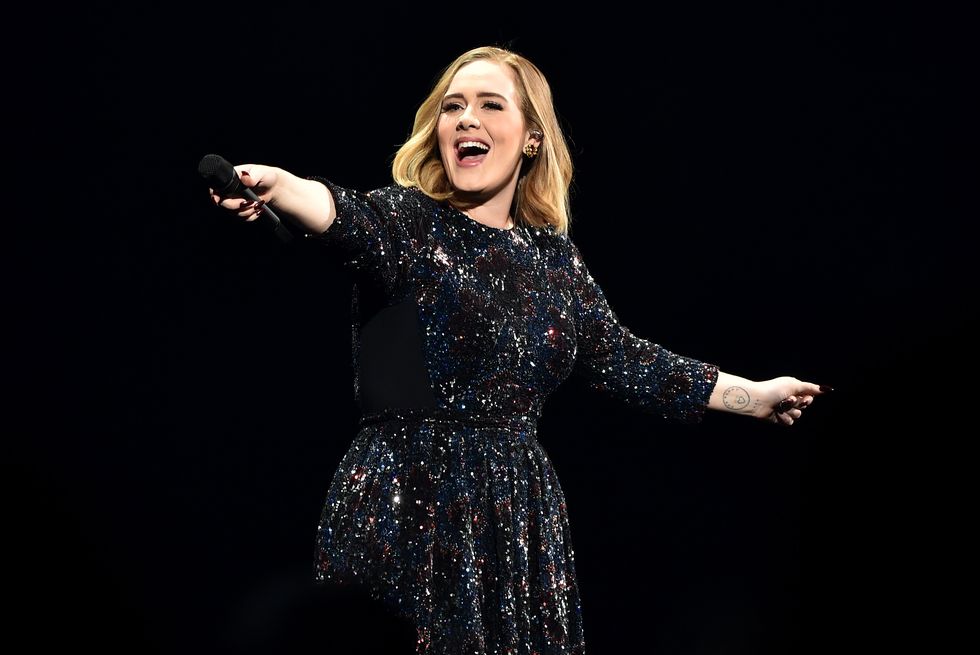 adele performs at the genting arena