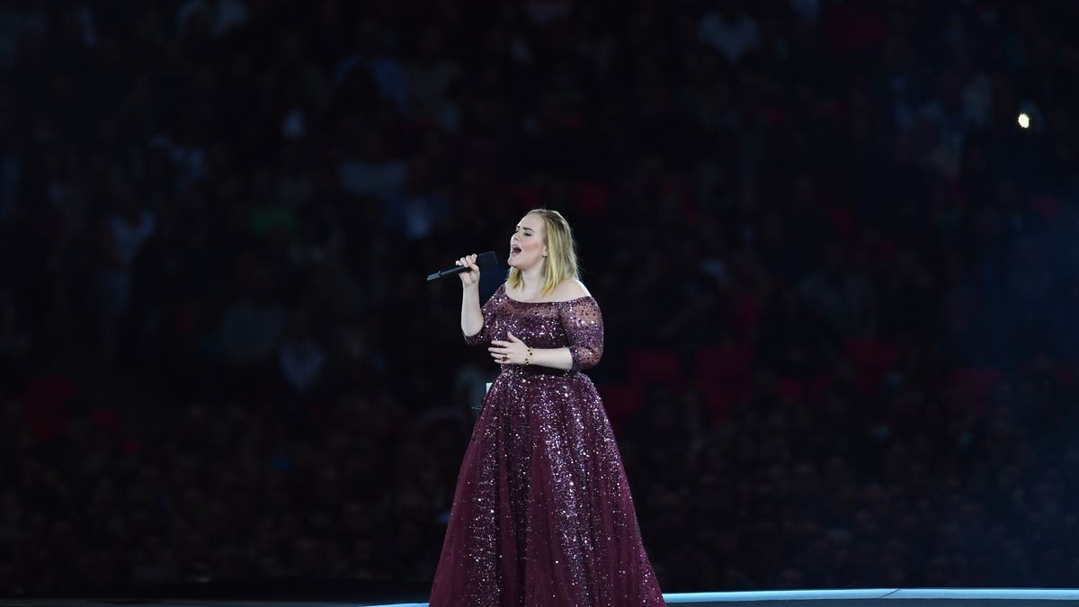 preview for Adele's best fashion moments