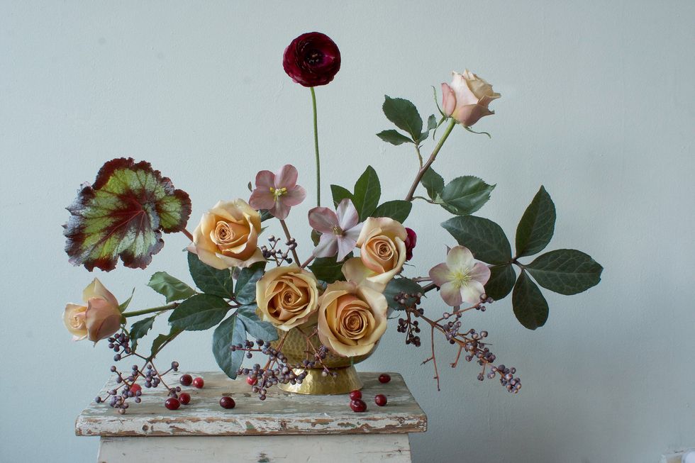 Flower, Flowerpot, Still life photography, Still life, Garden roses, Rose, Ikebana, Floral design, Floristry, Plant, 