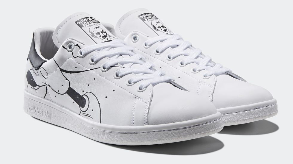 adidas Originals Out of Office Stan Smith 黑色球鞋，NT. 4,290