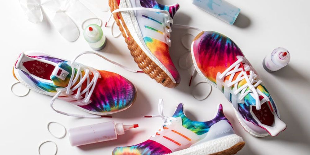 Adidas tie dye clearance sneakers