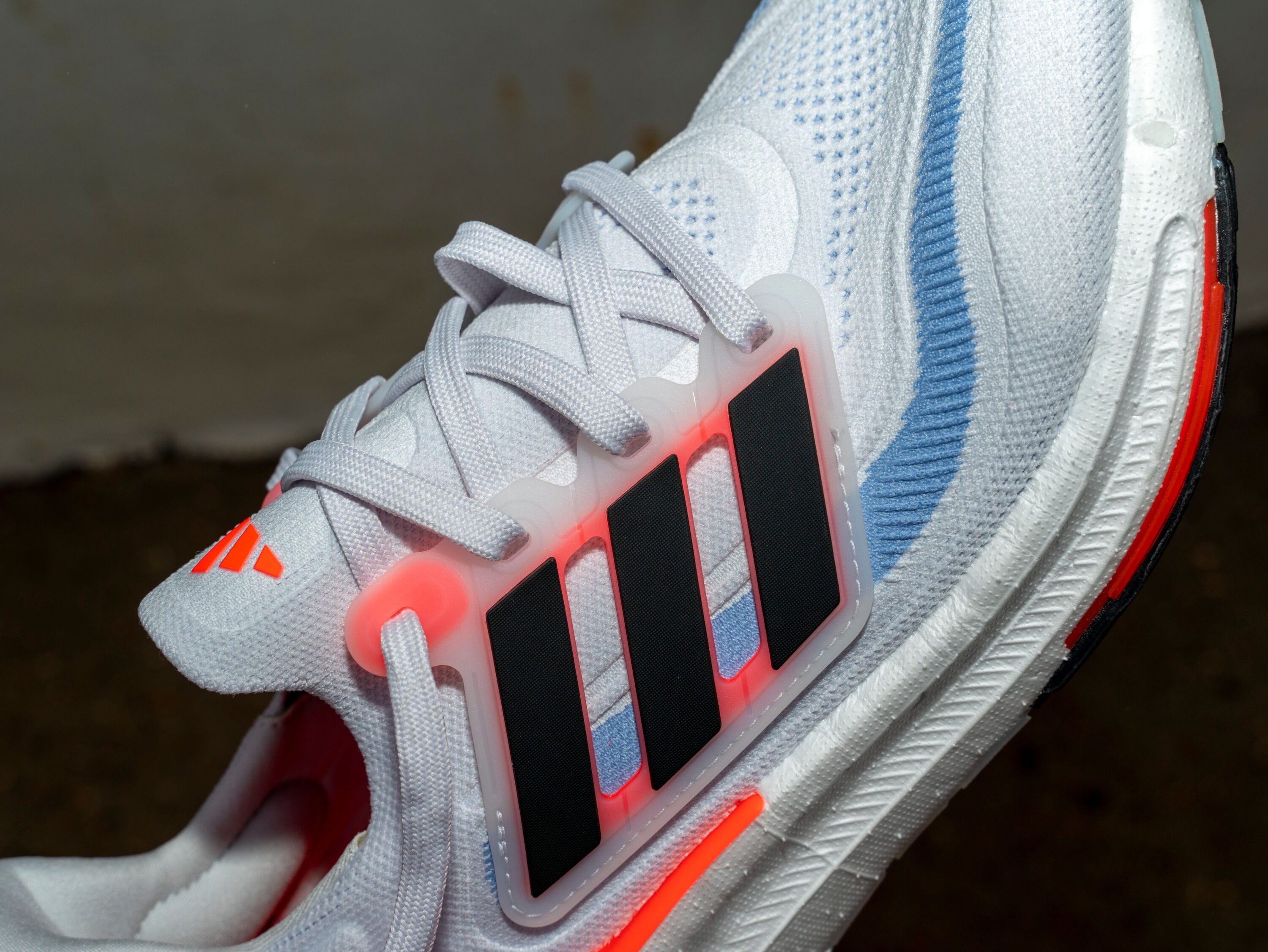 adidas ultraboost light
