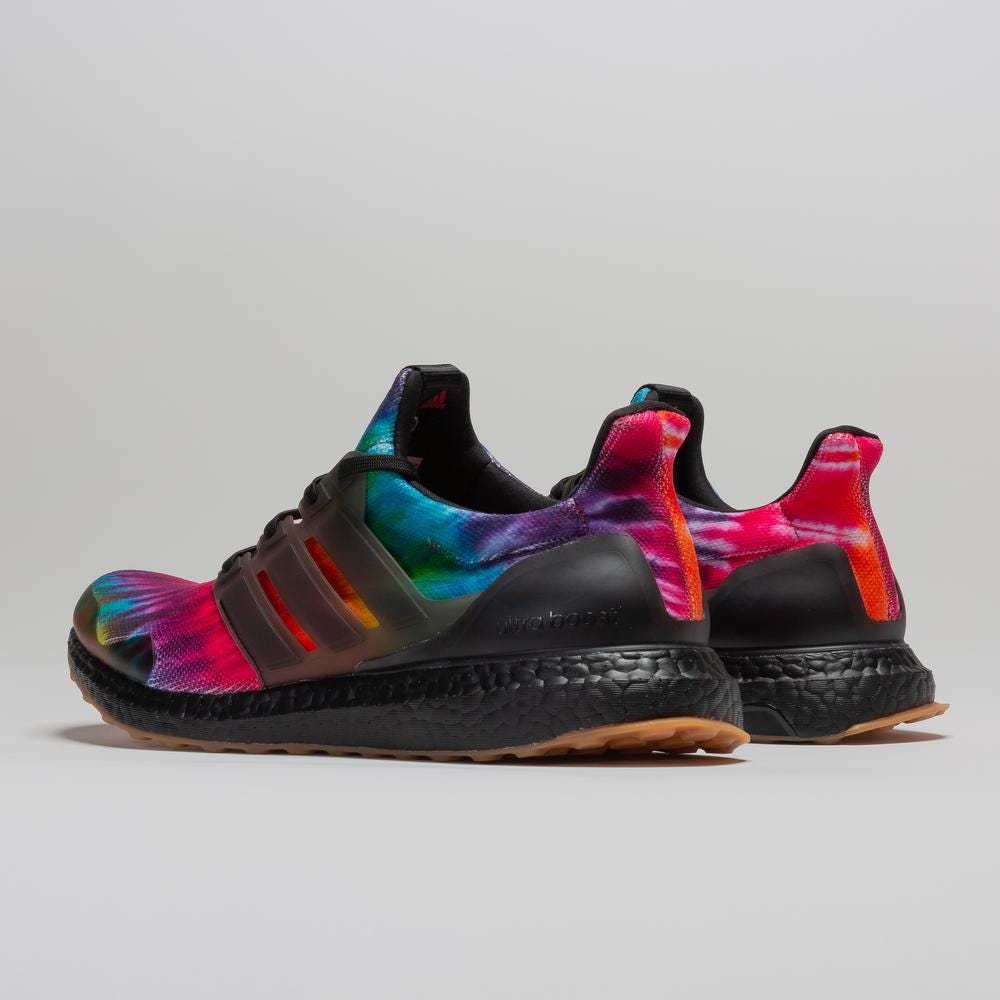 Footwear, Shoe, Sportswear, Product, Sneakers, Turquoise, Purple, Magenta, Outdoor shoe, Nike free, 