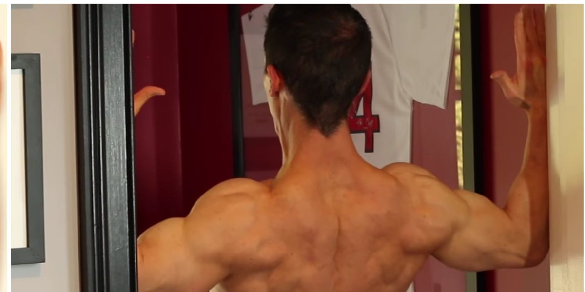 Here's How to Do One of the Absolute Best Back Workouts at Home