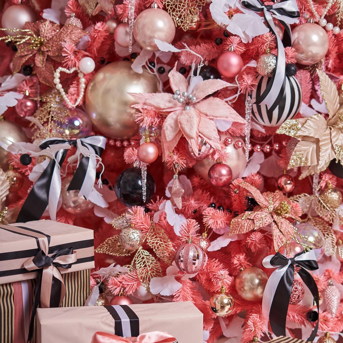 Pink and Gold Christmas Tree, US life and style