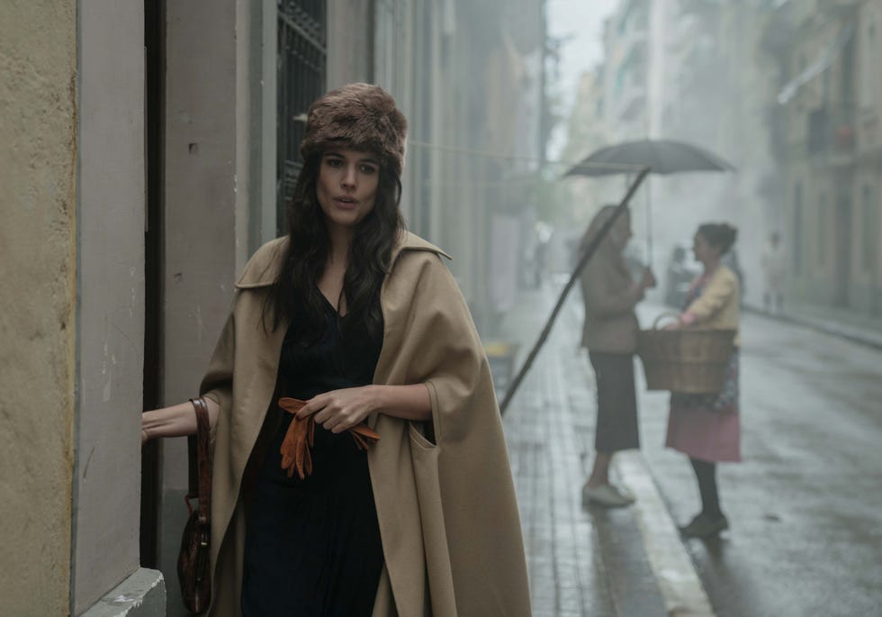 Standing, Outerwear, Scene, 