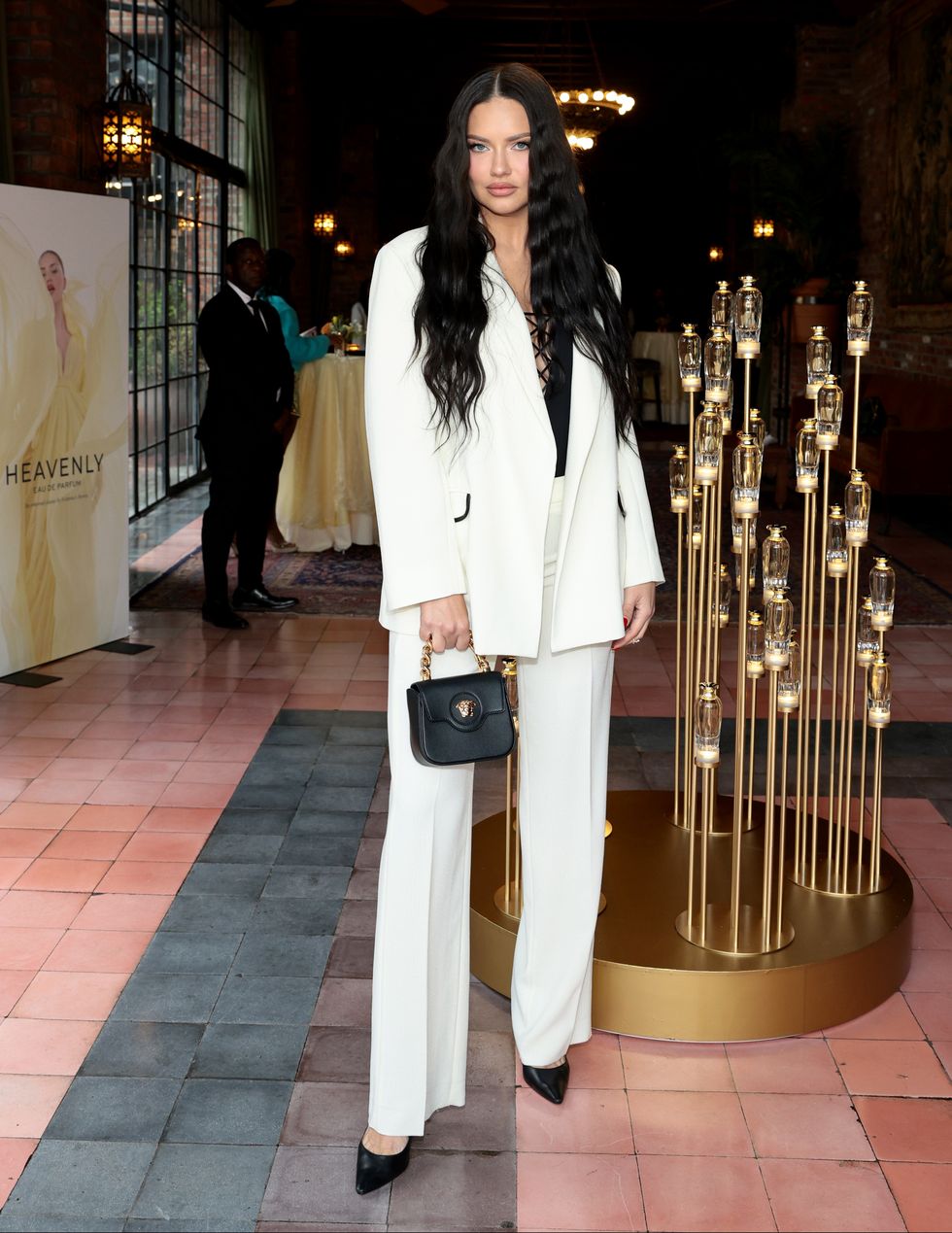 victoria's secret heavenly fragrance event with adriana lima
