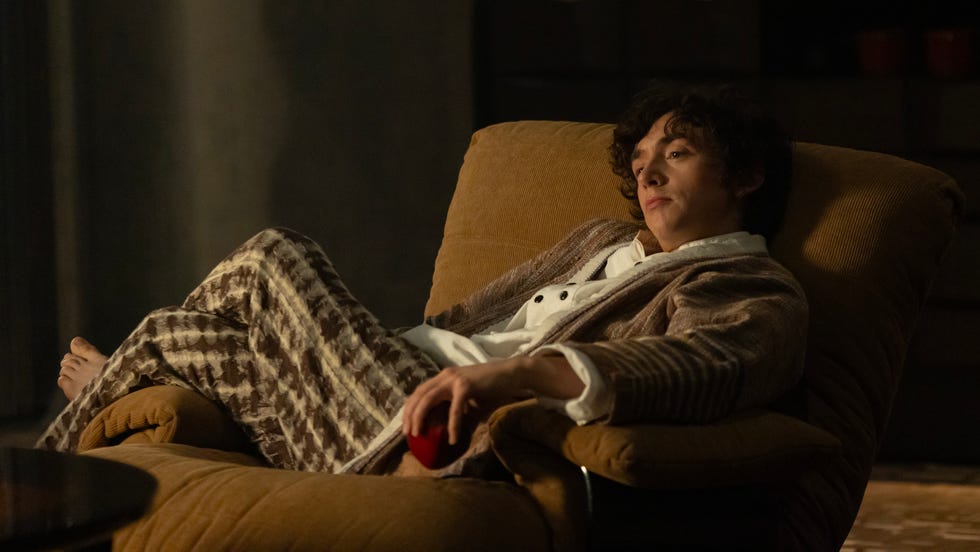 fx's alien: earth "mr. october" season 1, episode 2 (airs tues, august 12) pictured: samuel blenkin as boy kavalier. cr: patrick brown/fx