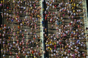 aerial runners new york city marathon