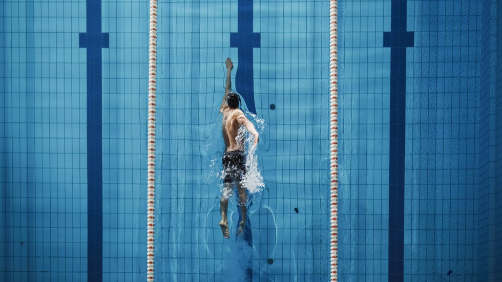 nuoto in piscina