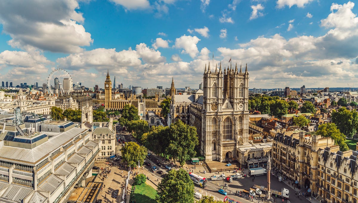 The First Westminster Abbey Coronation - History of Royal Coronations ...