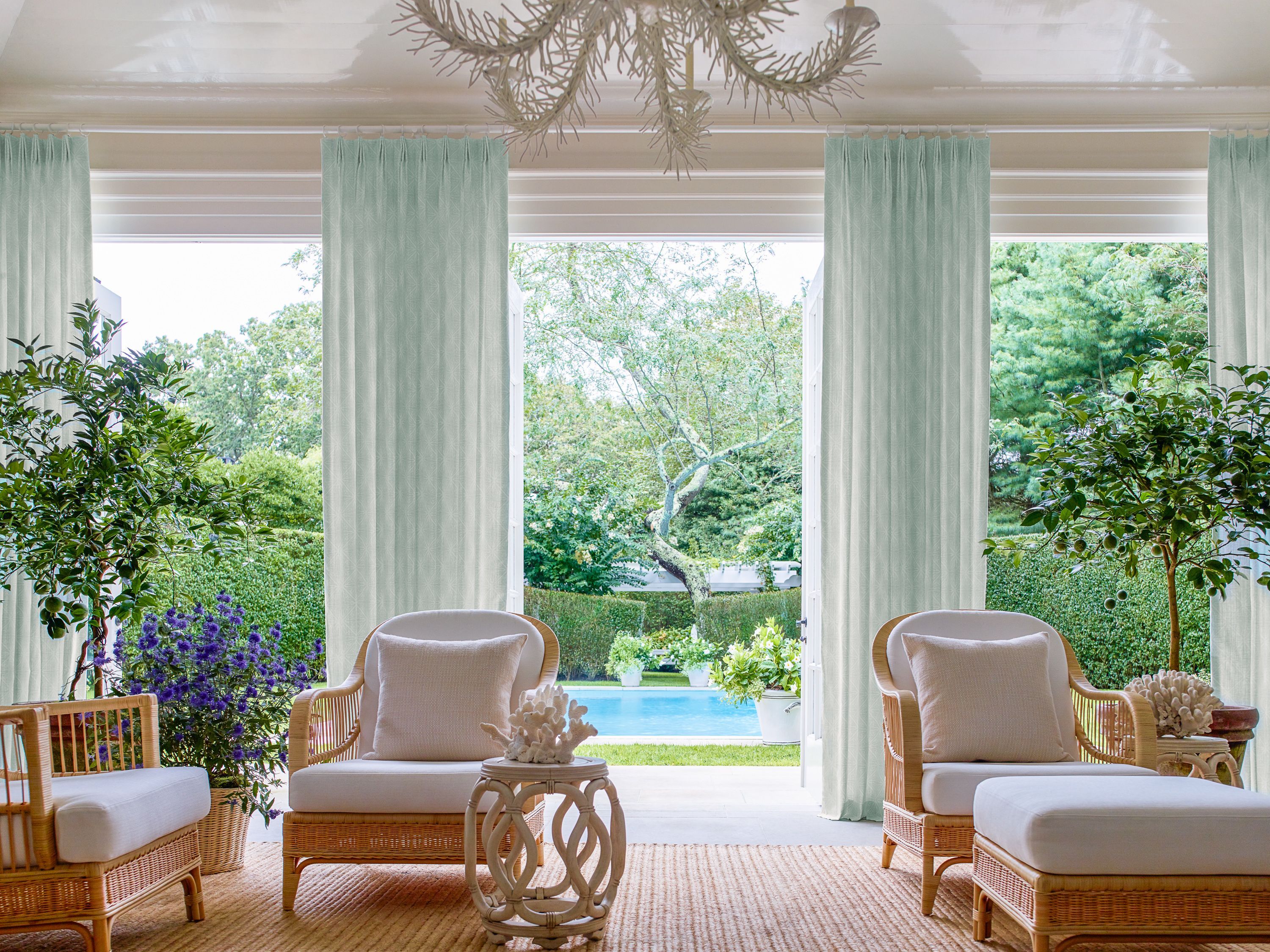 16 Types of Window Treatments - How to Pick a Window Treatment Guide