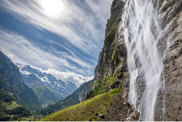 In het Lauterbrunnental kun je maar liefst 72 watervallen zien