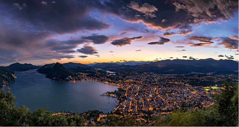 De top van de Monte Br is het beste uitkijkpunt om de stad Lugano het gelijknamige meer en de berg San Salvatore te bewonderen