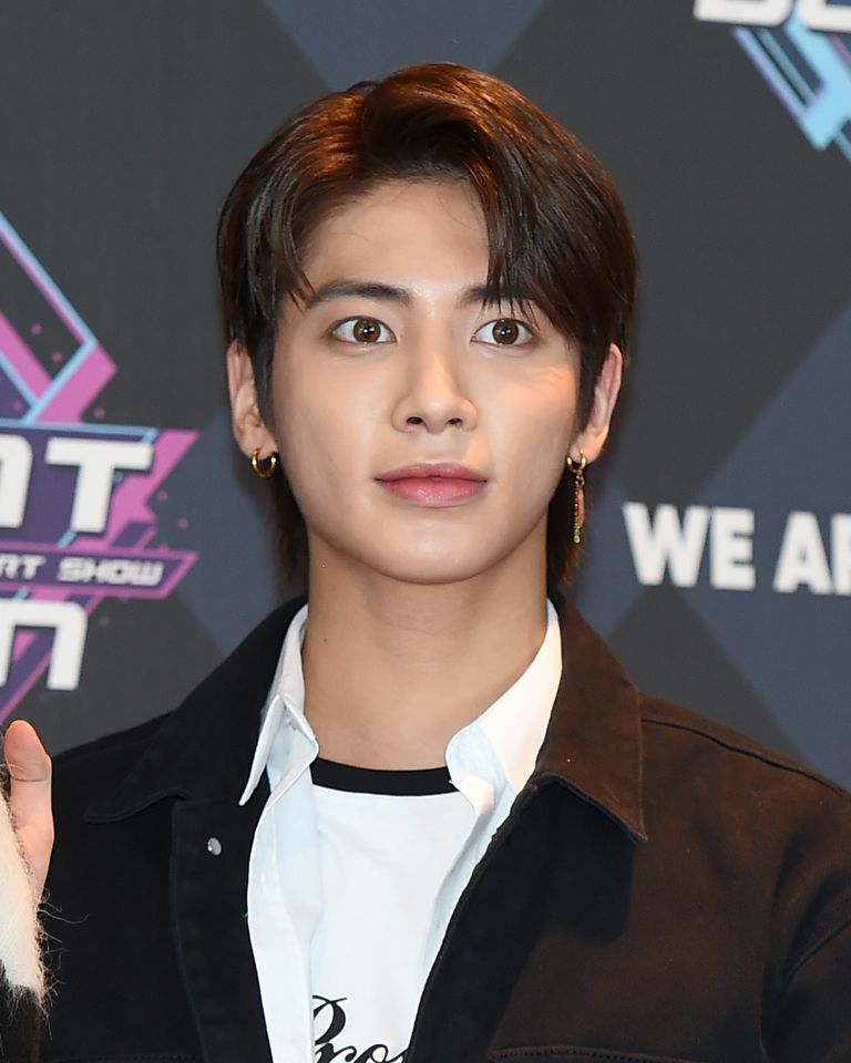 TXT テヒョン編】冷静沈着なクールイケメン、TOMORROW X