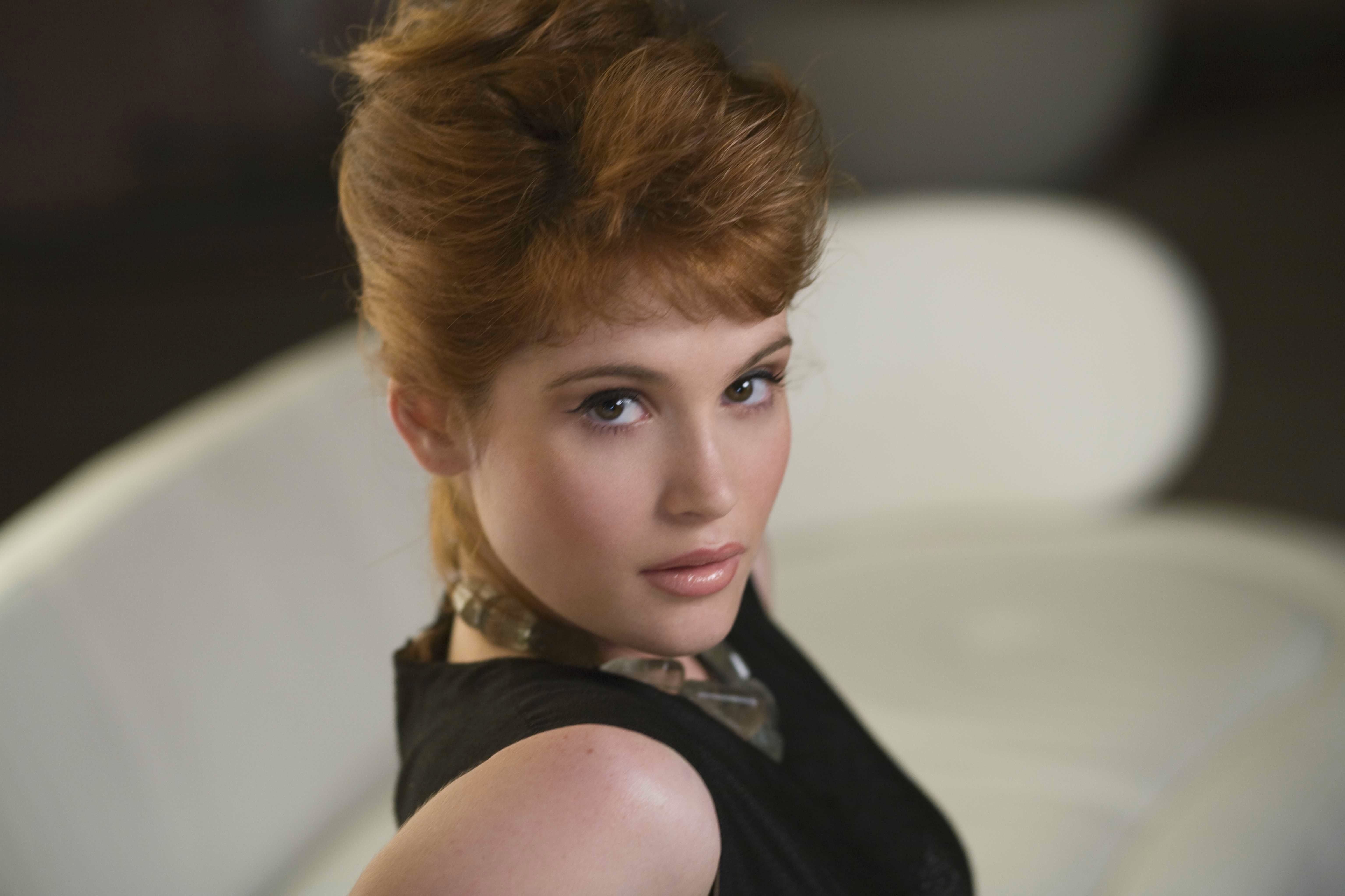007』歴代ボンドガール30名に見る美の系譜｜ハーパーズ バザー