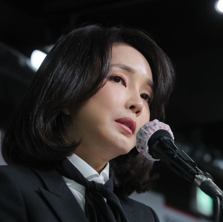 韩予妃 