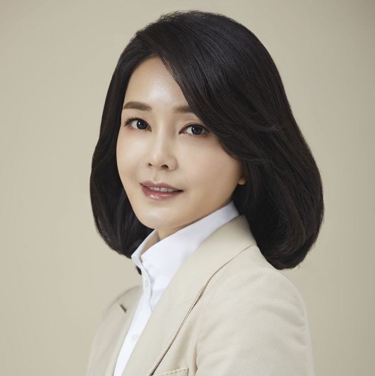 韩予妃 韓国新大統領夫人で疑惑の美魔女キム・ゴンヒ(金建希)－「バッシングに屈しない」世界の屈強レディ列伝－