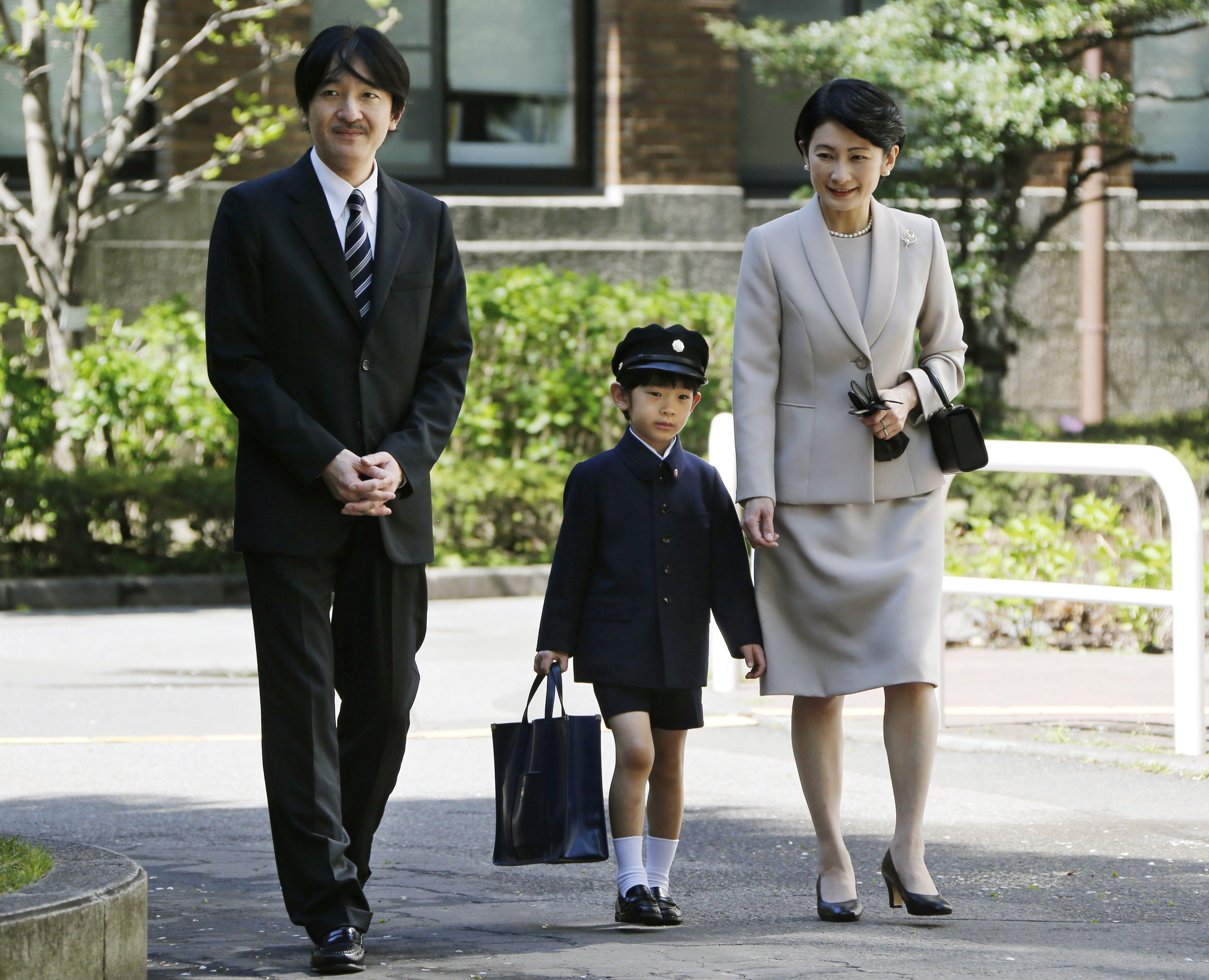 祝17歳！ 誕生から高校入学まで、悠仁さまの成長アルバム| おしゃれママ・子育て | カルチャー | ELLE ［エル デジタル］