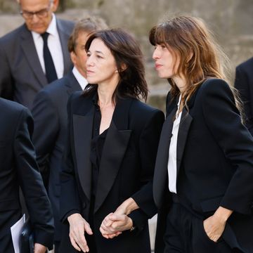 charlotte gainsbourg, center, and lou dillon