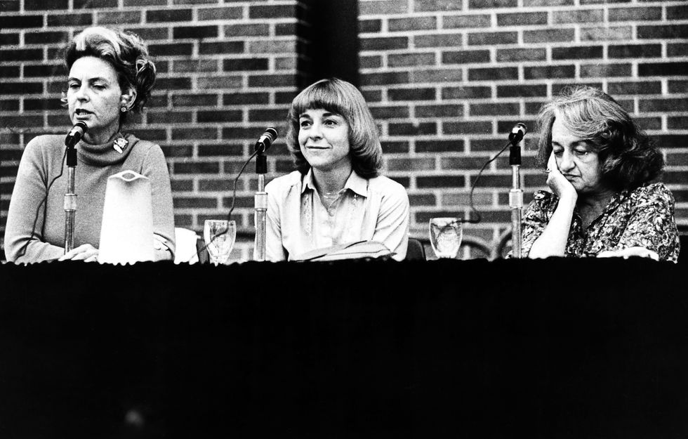 era debate, 1978 na debate on womens rights at the university of chicago from left phyllis schlafly, betty wood, and betty friedan photographed in 1978