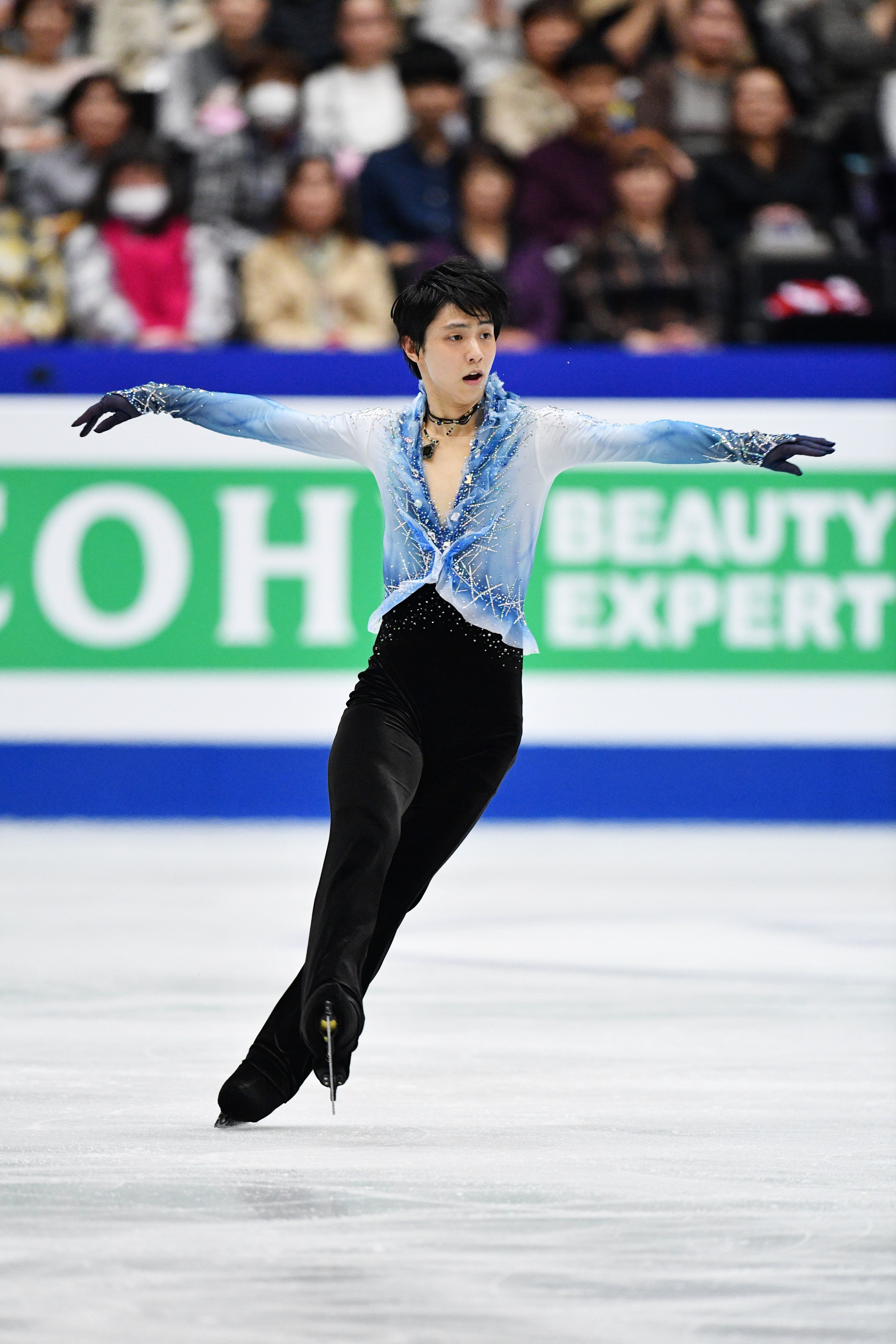 羽生結弦が世界フィギュアで魅せた！ 復活のショートプログラム美 