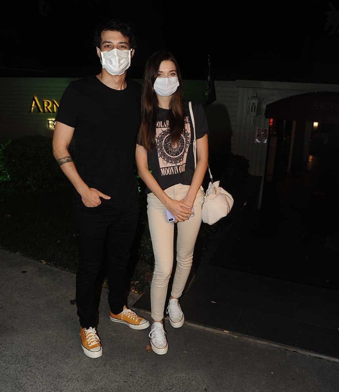Afra Saraçoglu y su novio, Mert Yazıcıoglu, dos años juntos