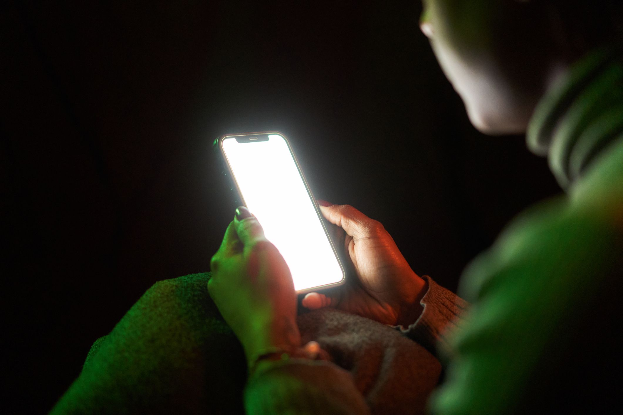 DIY Black light on your smartphone 