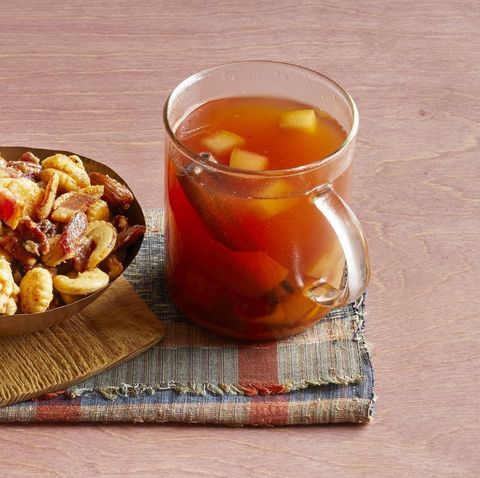 mulled cider with bourbon in glass mug