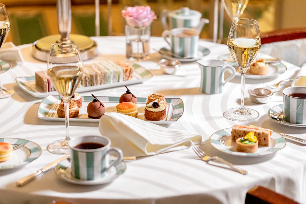 Claridge's-Top 25 Spots for Afternoon Tea London
